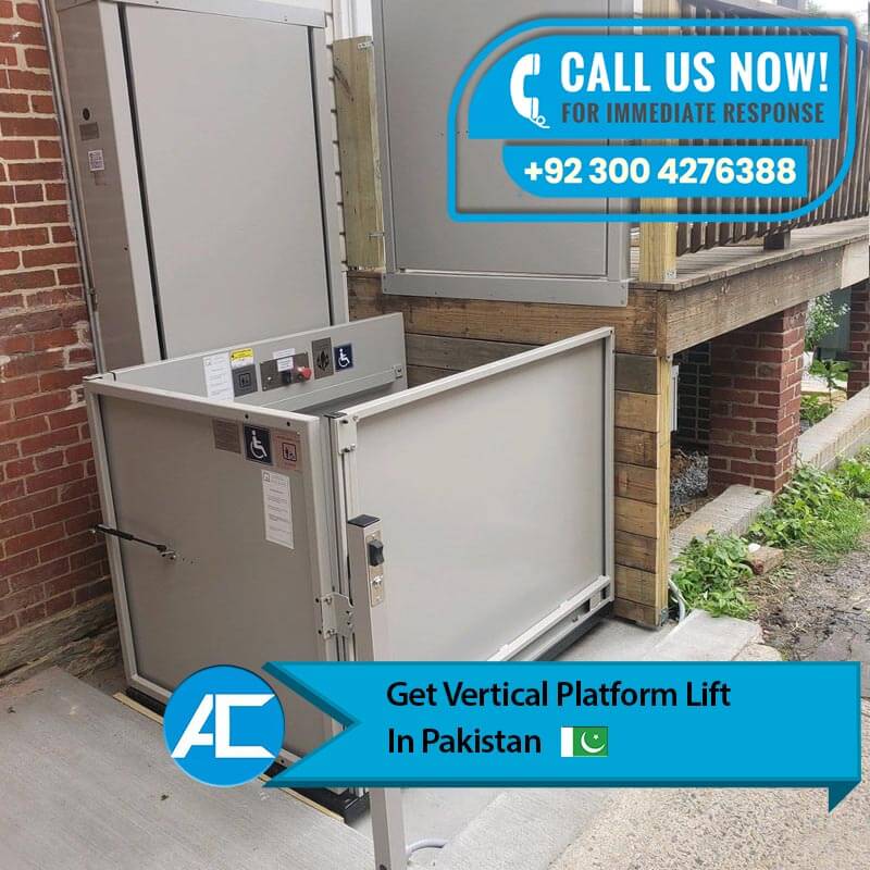 outdoor platform lift use for lifting wheelchair and people.